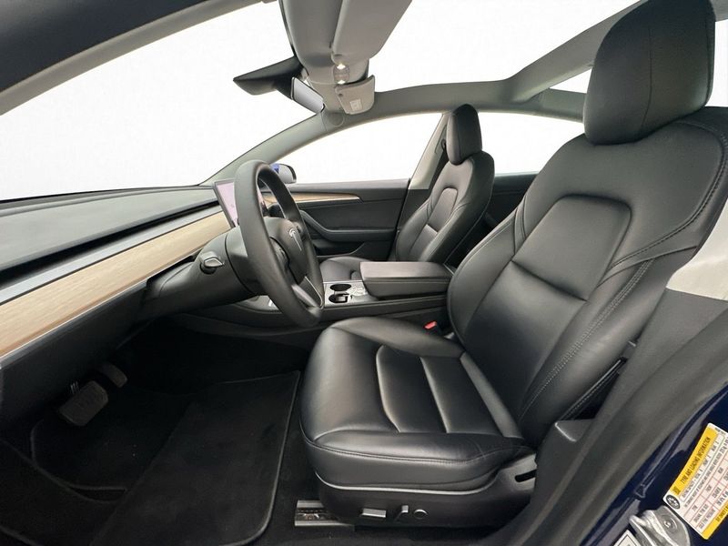 Tesla Model 3 bild 12