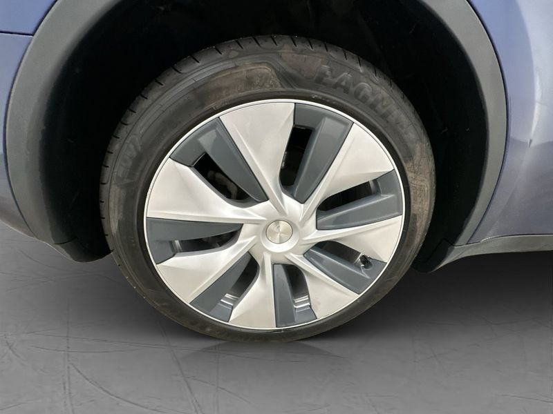Tesla Model Y bild 31