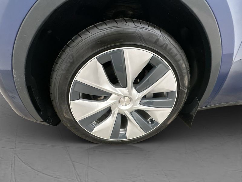 Tesla Model Y bild 29