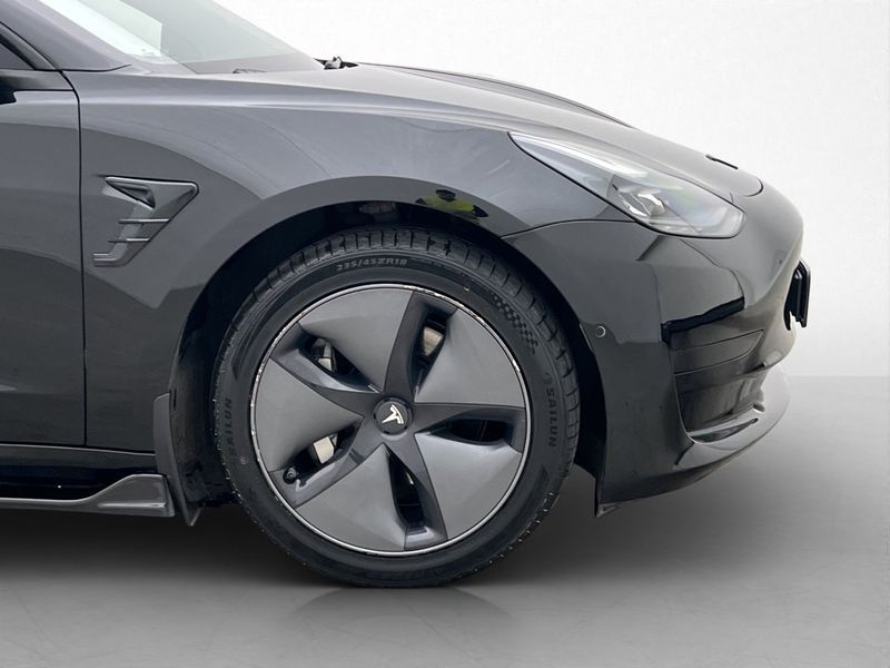 Tesla Model 3 bild 30