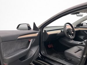Tesla Model 3 bild 10
