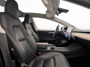 Tesla Model 3 bild 22