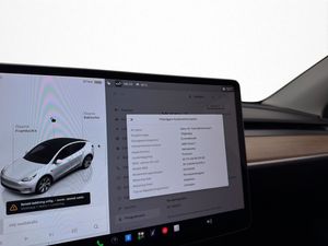 Tesla Model Y bild 22