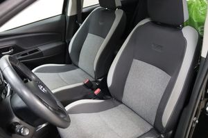 Toyota Yaris bild 13