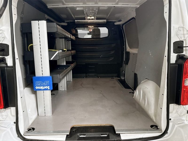Peugeot e-Expert bild 15