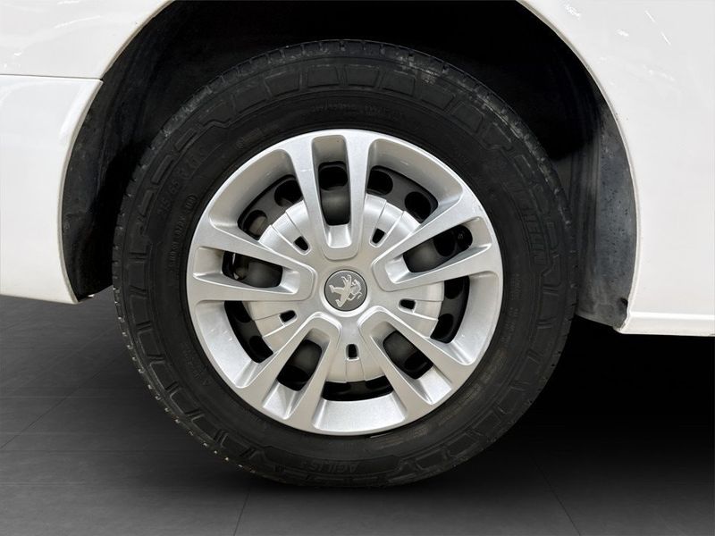 Peugeot e-Expert bild 16