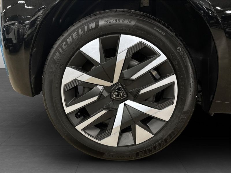 Peugeot 208 bild 18