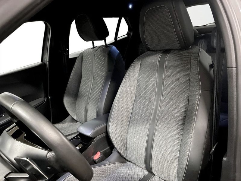 Peugeot 2008 bild 6