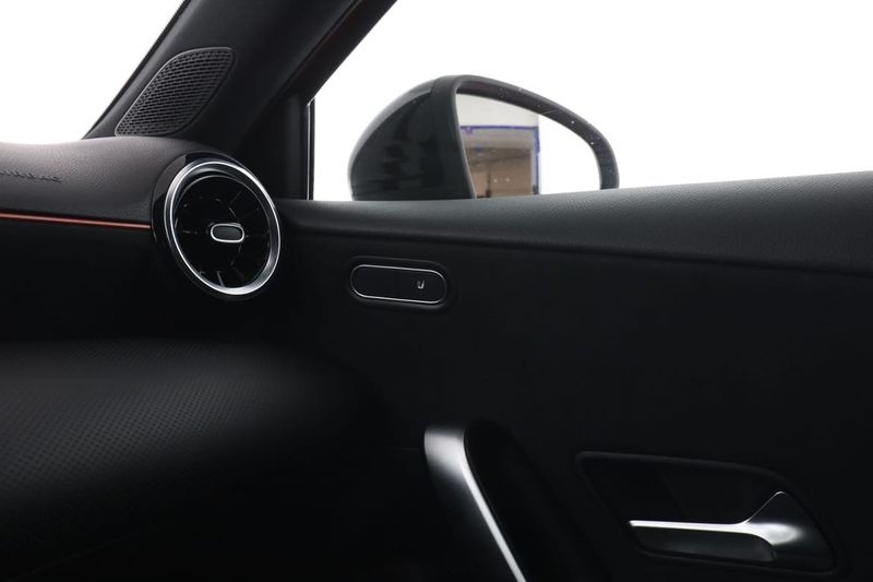 Mercedes A180 bild 34