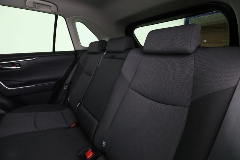 Toyota RAV4 bild 15