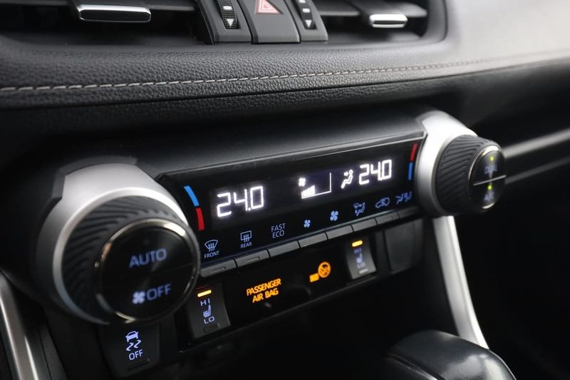 Toyota RAV4 bild 25