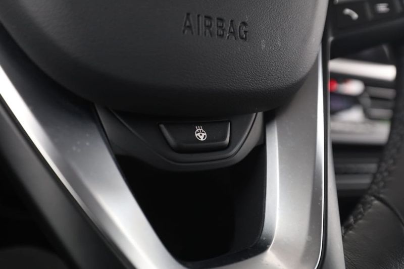 BMW 120 bild 28