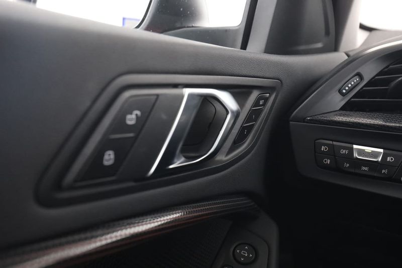 BMW 120 bild 33