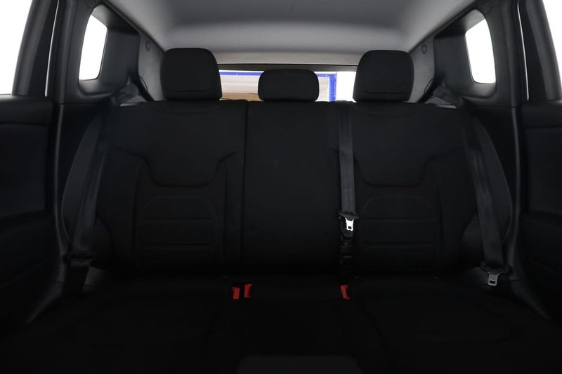 Jeep Renegade bild 16