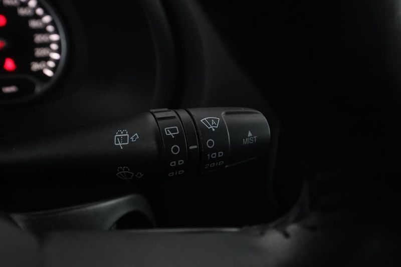 Jeep Renegade bild 31