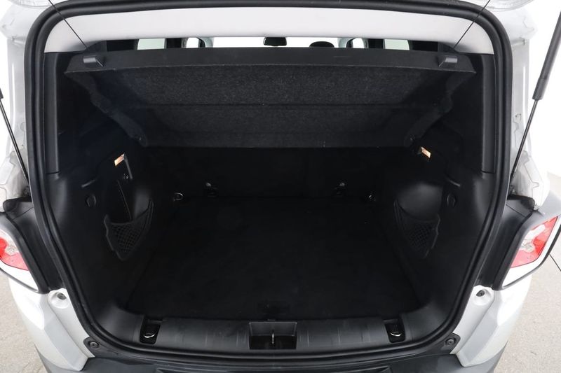 Jeep Renegade bild 18
