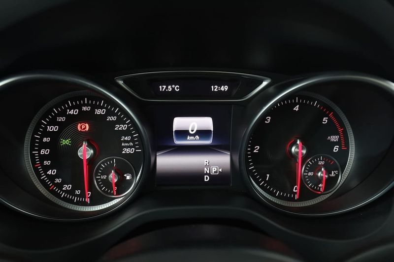 Mercedes GLA200 bild 20