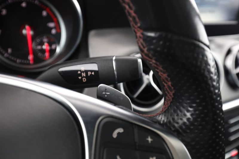 Mercedes GLA200 bild 33