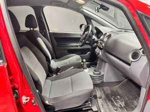 Mitsubishi Colt bild 8