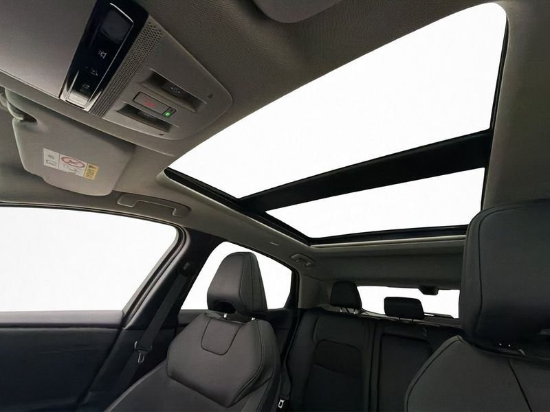 Nissan Ariya bild 13