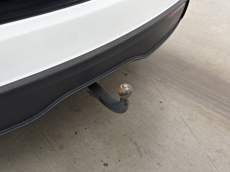 Tesla Model X bild 11