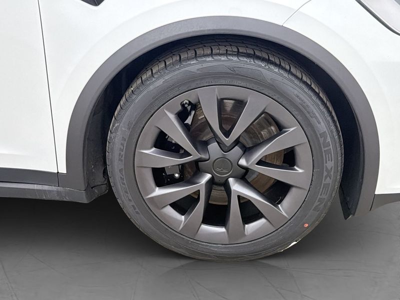 Tesla Model X bild 38