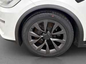 Tesla Model X bild 35