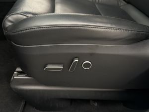 Tesla Model X bild 13