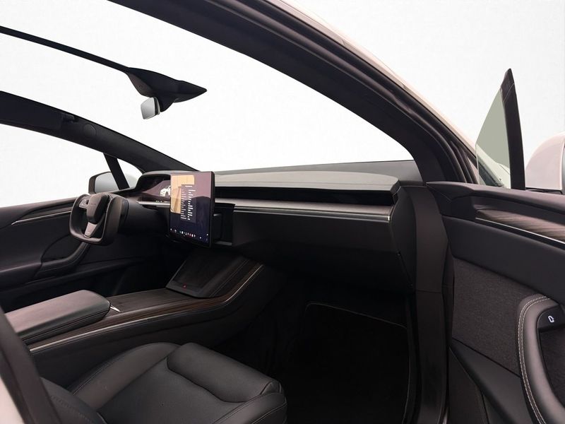 Tesla Model X bild 34