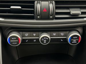 Alfa Romeo Giulia bild 24