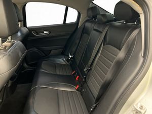 Alfa Romeo Giulia bild 28