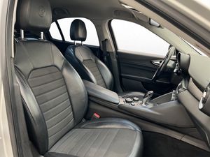 Alfa Romeo Giulia bild 27