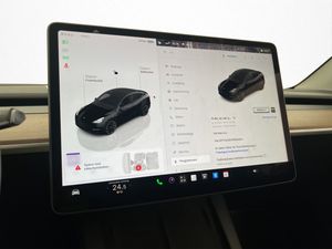 Tesla Model Y bild 21