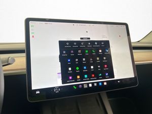 Tesla Model Y bild 26