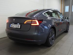Tesla Model 3 bild 6