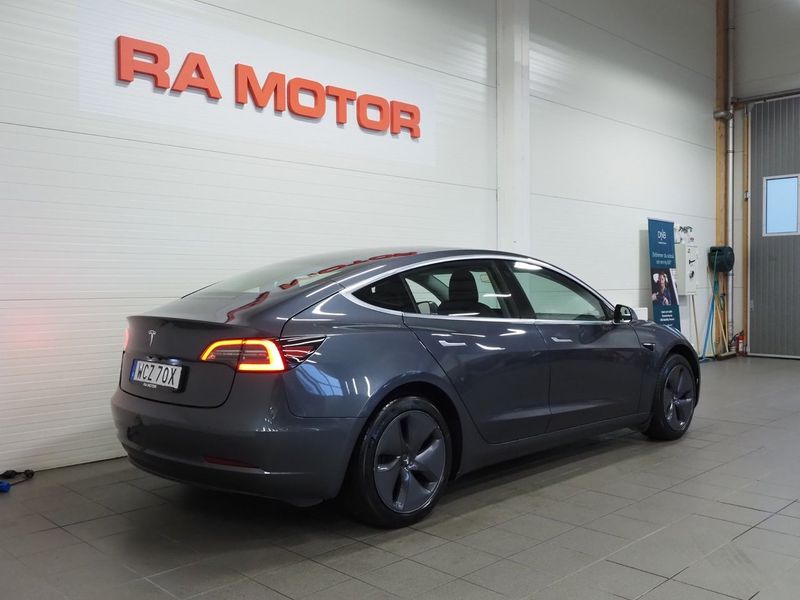 Tesla Model 3 bild 5