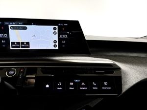 Peugeot e-5008 bild 12