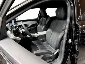 Peugeot e-5008 bild 9
