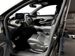 Peugeot e-5008 bild 5