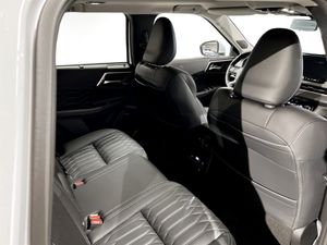 Mitsubishi Outlander bild 13