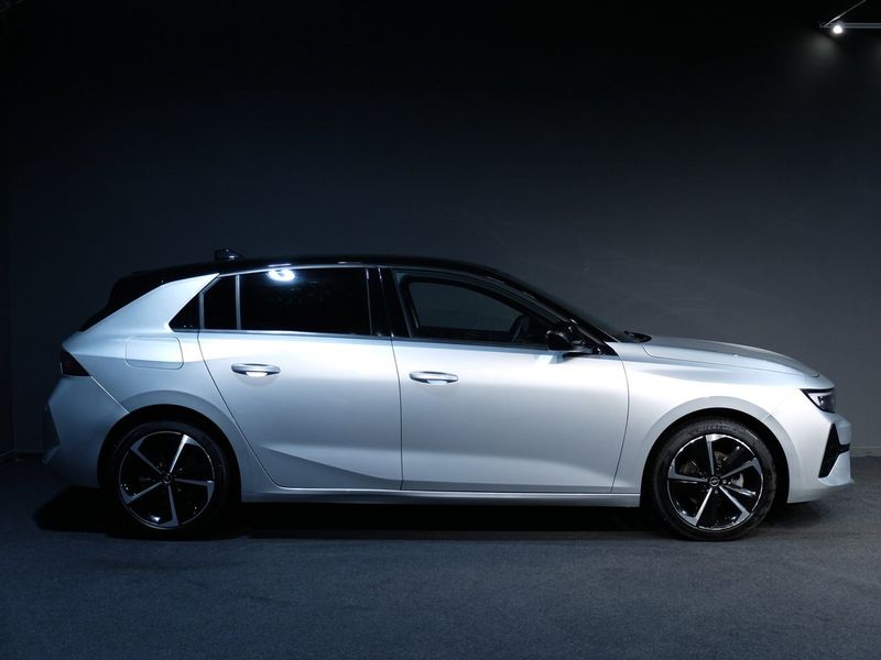 Opel Astra bild 2