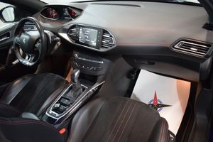 Peugeot 308 SW bild 8