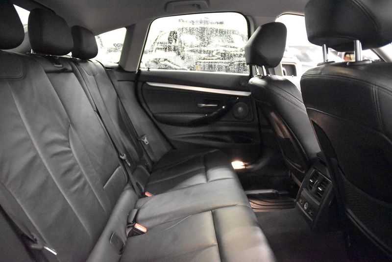 BMW 320 bild 13