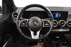 Mercedes GLB200 bild 2