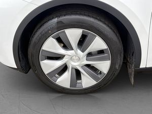 Tesla Model Y bild 11
