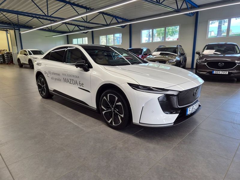 Mazda 6e bild 6