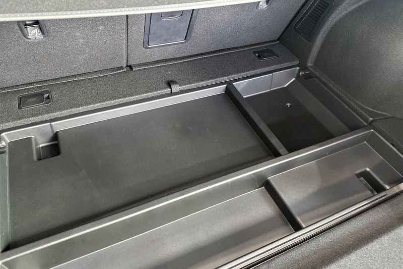 Kia K4 bild 13