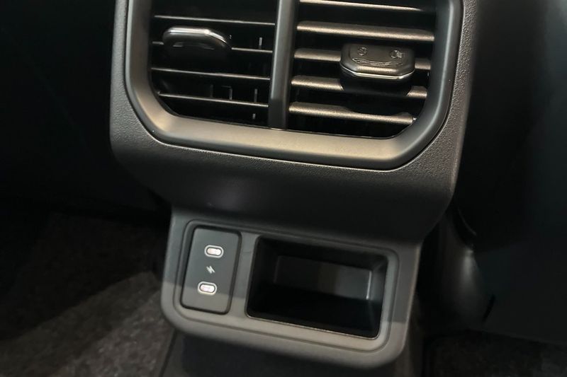 Kia K4 bild 33