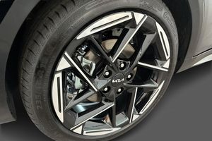 Kia K4 bild 34