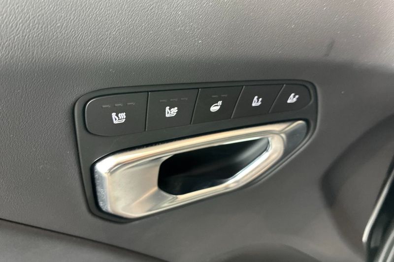 Kia K4 bild 19